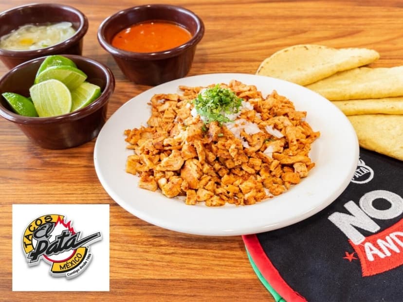 Tacos El Pata - (Plaza Punta Zero - Calimaya)