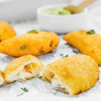 Empanada de Jamón y Queso