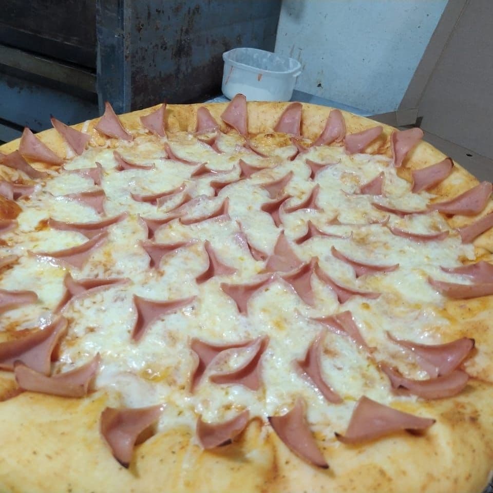 Pizza Jamón con Queso