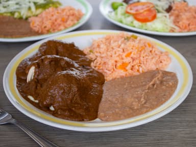 Pollo en Mole