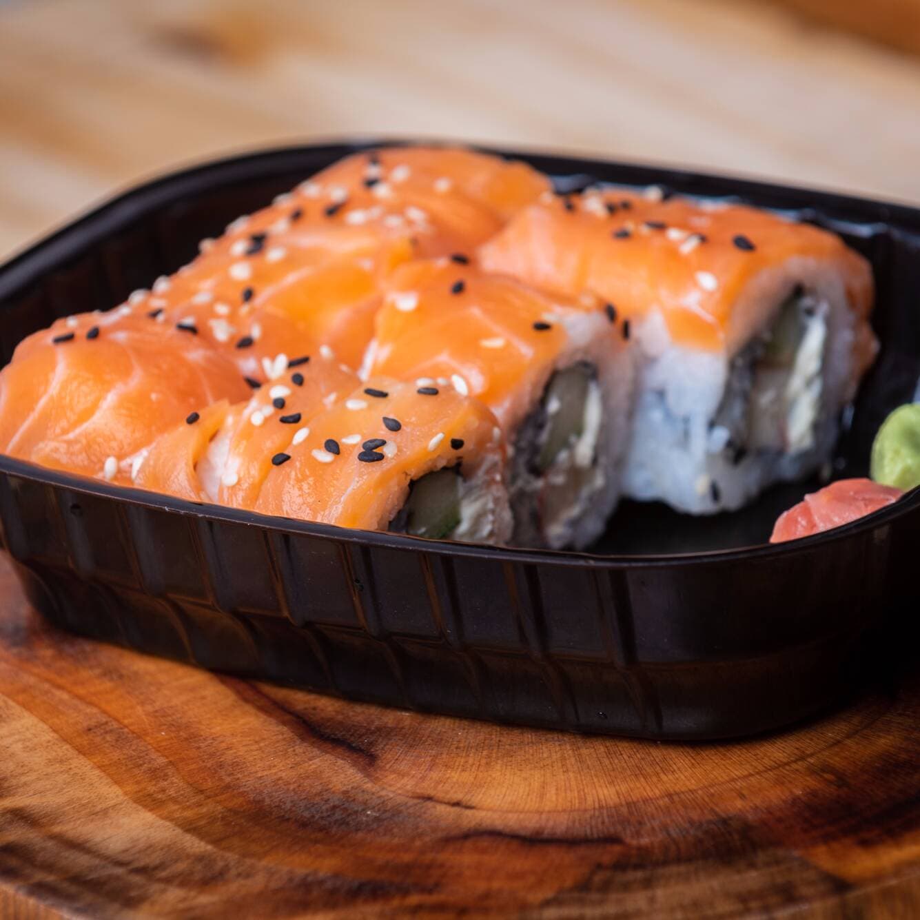 Salmón Roll 10 Piezas