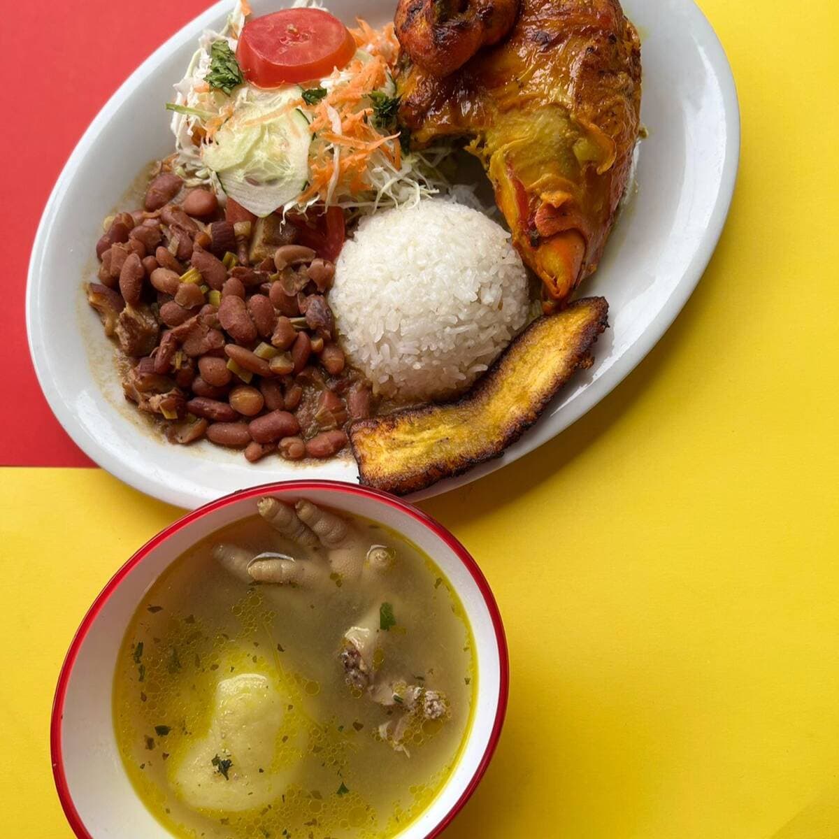 Almuerzo con 1/4 Pollo Asado o Apanado