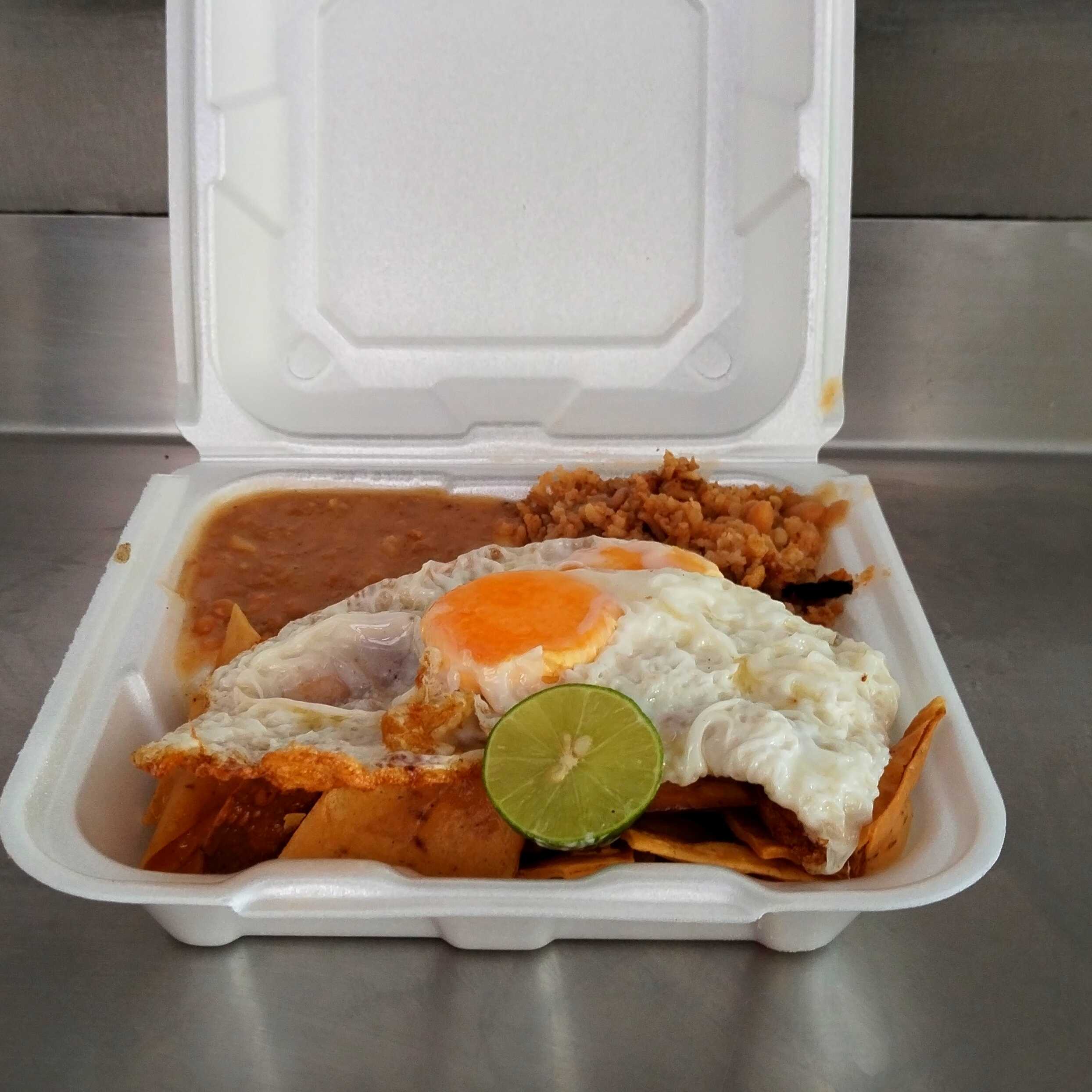 Chilaquiles Huevo Estrellado