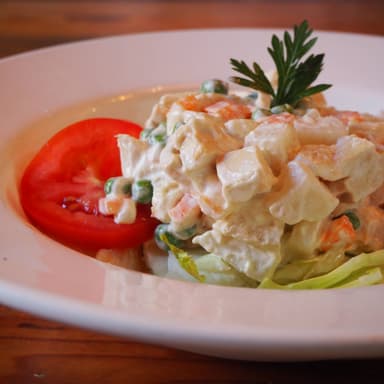 ENSALADA DE POLLO