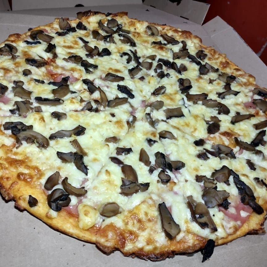 Pizza 3 Ingredientes y Pan de Ajo