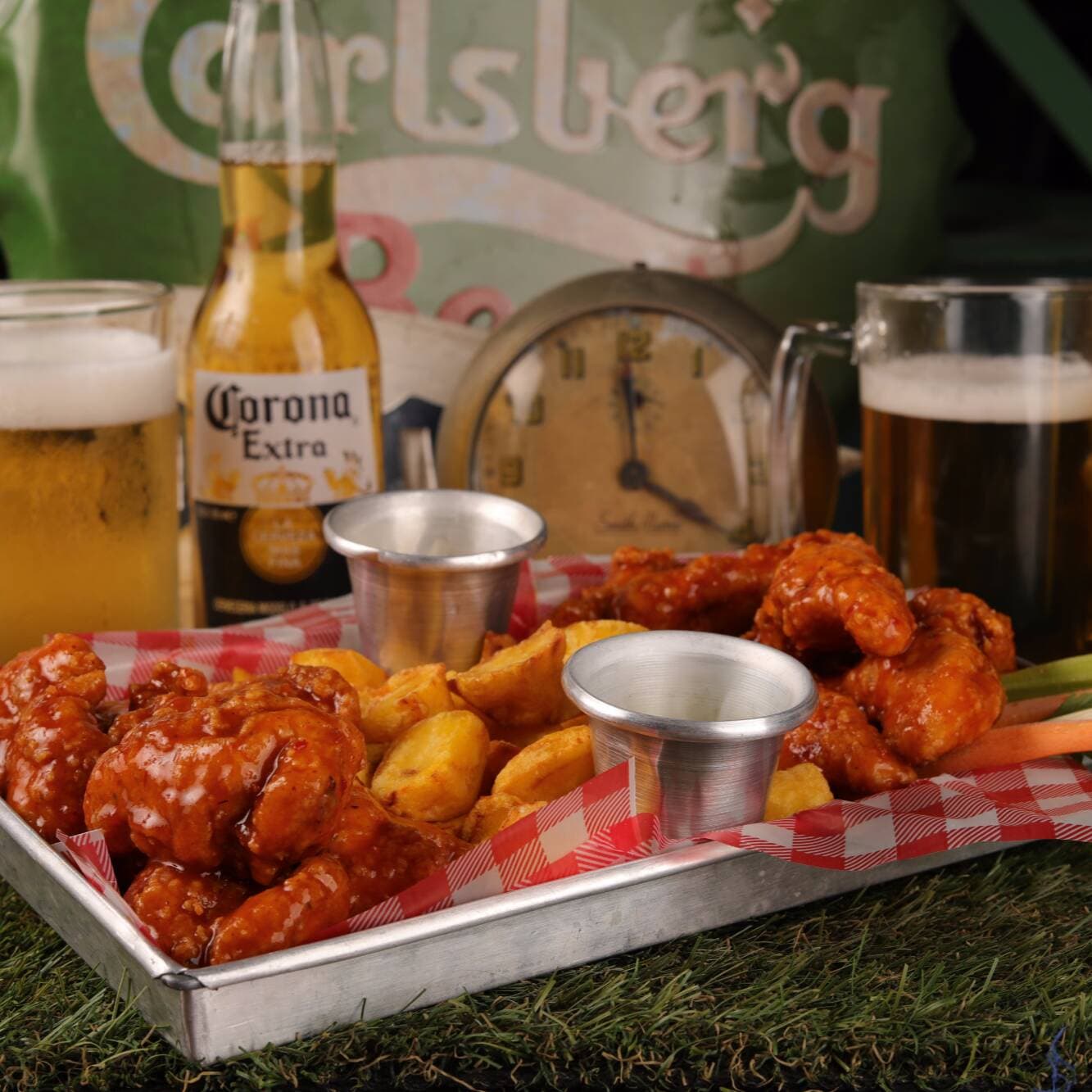 Combo 2 Boneless con Papas Criollas  x 12 uds