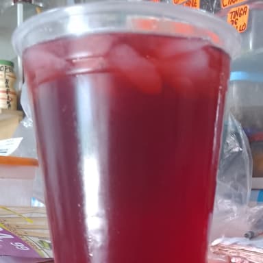 Agua de Jamaica Medio Llitro