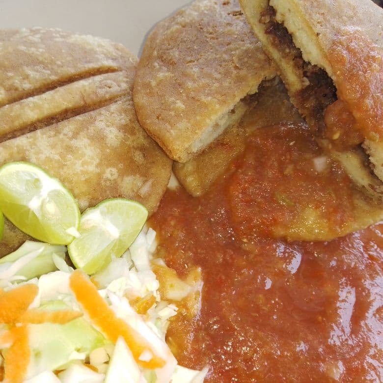 Gordita de Salchichón