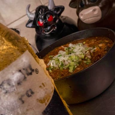 Plato De Birria Grande