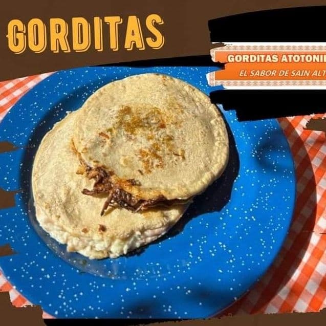 Gordita de Chicharrón y Frijoles