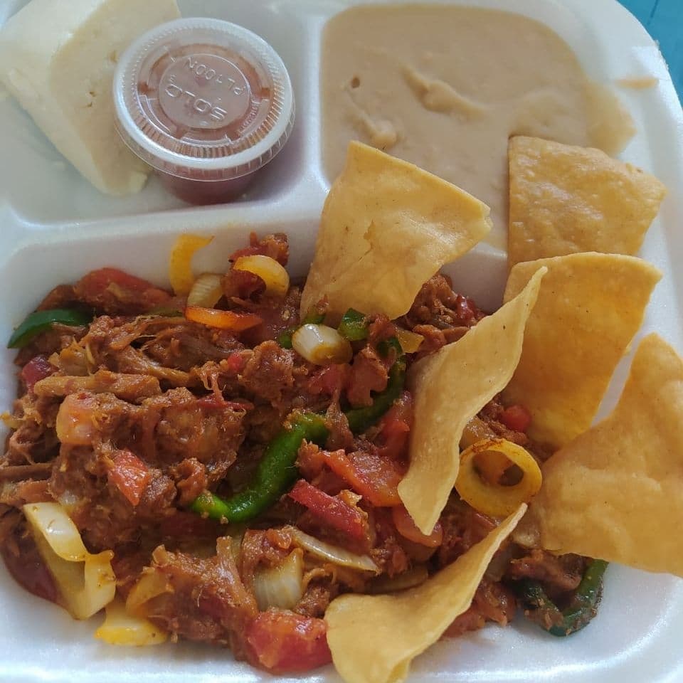 Desayuno Chilorio a la Mex.