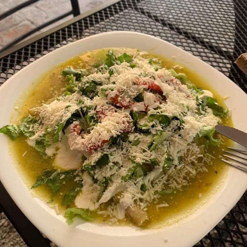 Enchiladas verdes con cafe incluido
