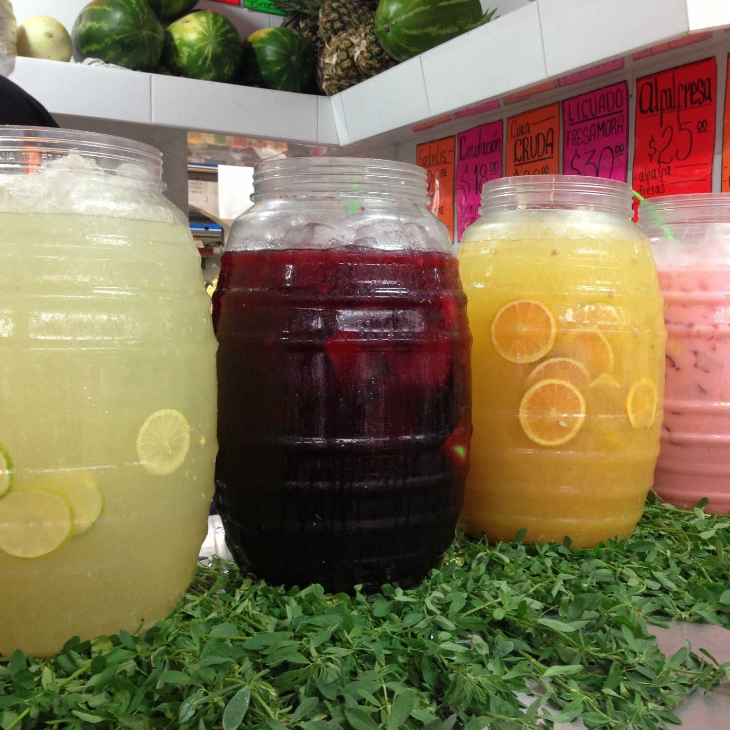 AGUA DE TEMPORADA