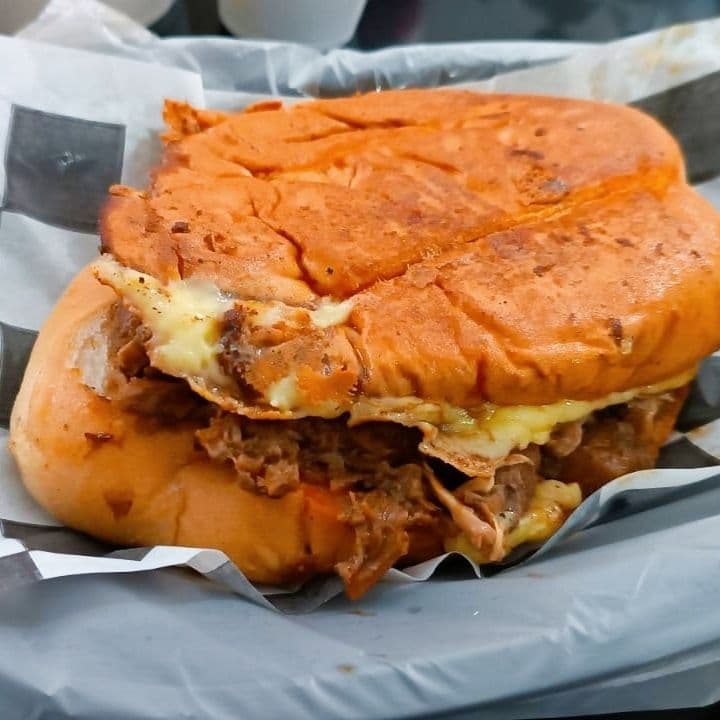 Torta de Birria