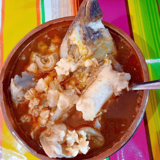 Litro de Menudo con 1/2 Pata