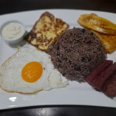 Pinto de la Casa