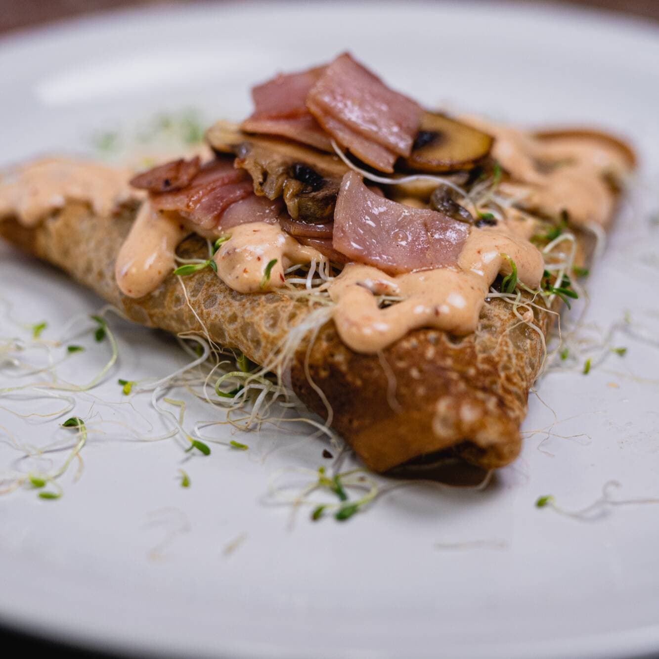 Crepa Jamón con Queso y Champiñones