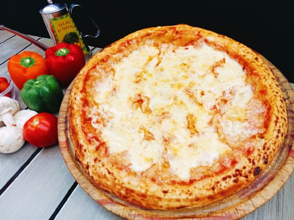 Pizza Solo Queso