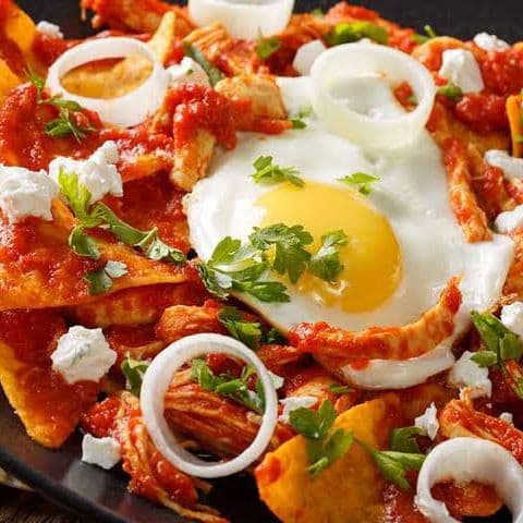 chilaquiles rojos 1 orden