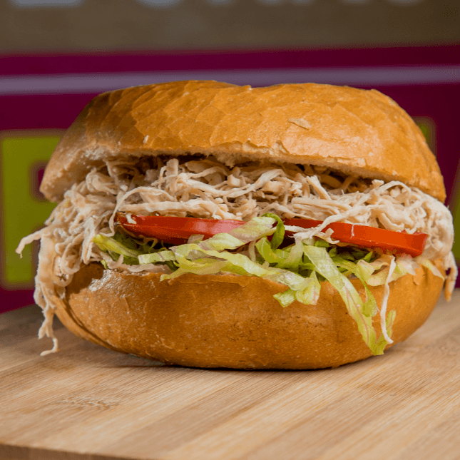 Combo Sándwich Pollo Deshilachado y Gaseosa
