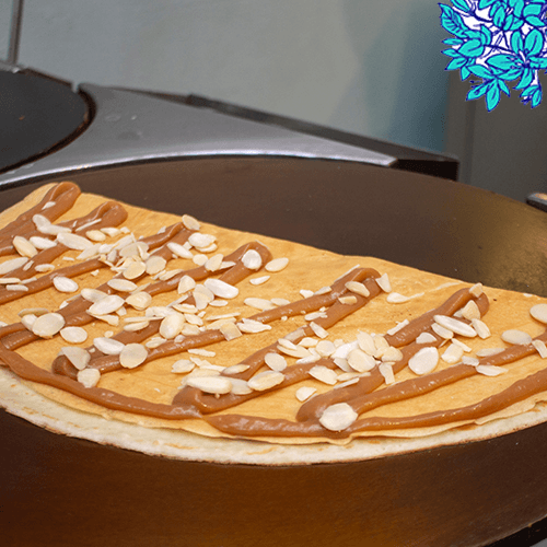 Crepe Manjar Con Almendras