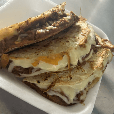 Frijoles con Queso