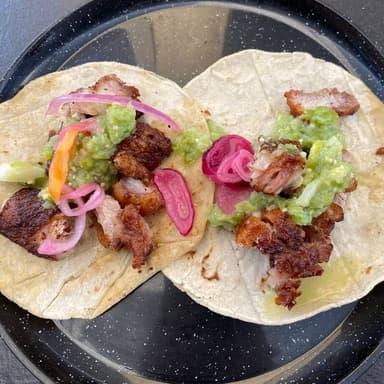 Taco de Chicharrón de Cachete