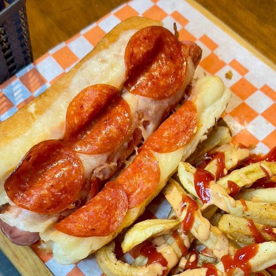 HOTDOG PIZZA