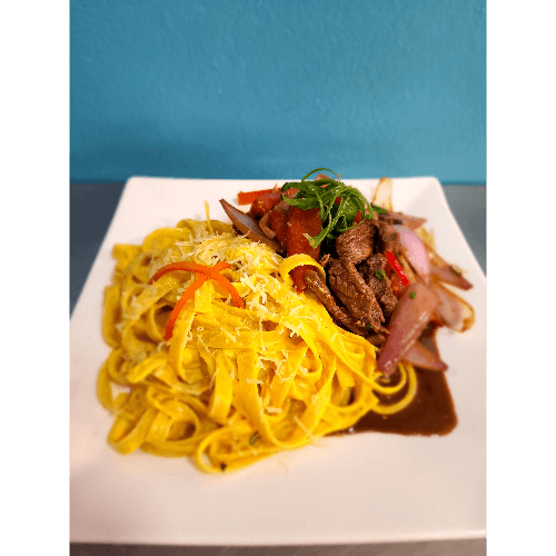 Fetuccini con Lomo Saltado