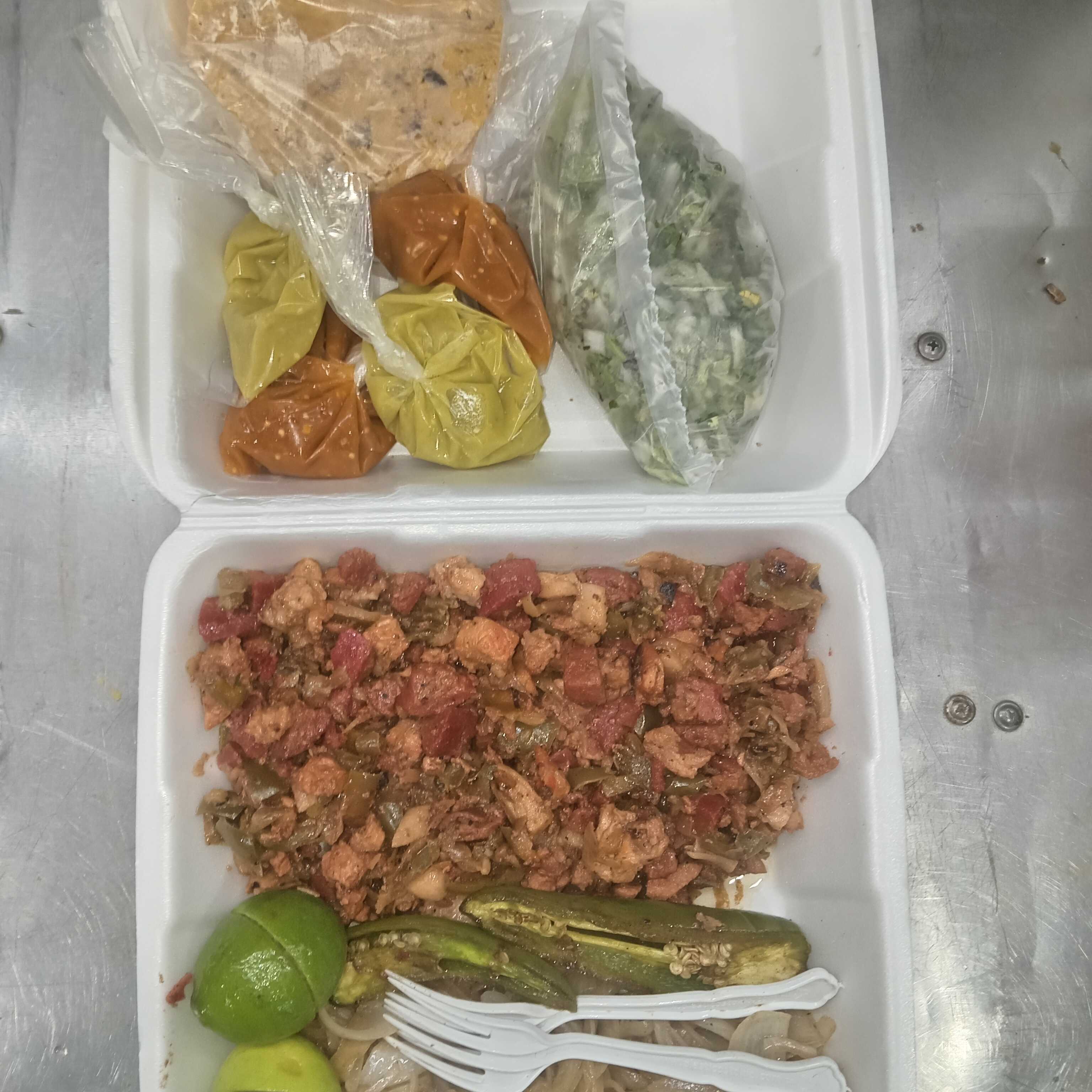 1 Kilo de Alambre y 25 Tortillas