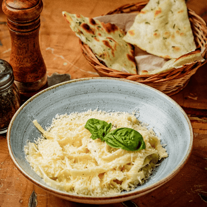 Pasta Alfredo