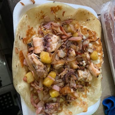 Quesadilla pulpo hawaiano (1pieza 300gr)