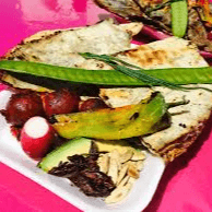 Tlayuda con Costilla