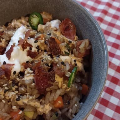 Yakimeshi Puerco picante (250gr)