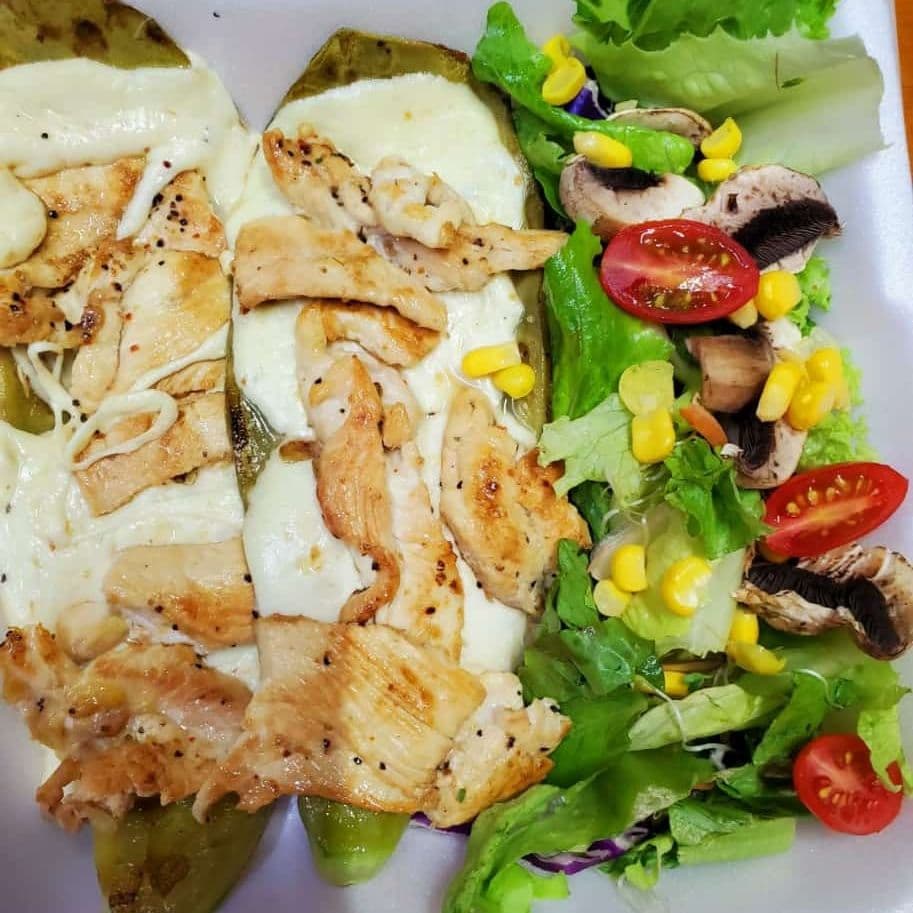 Nopal Con Pollo