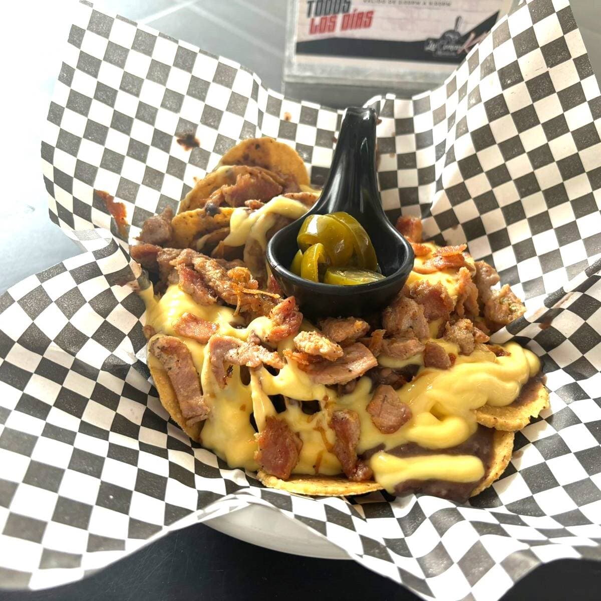 Nachos con Arrachera