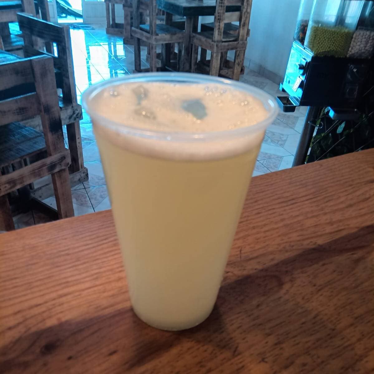 Agua de Limón