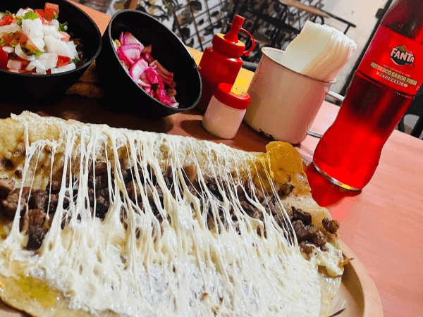 ANTOJITOS " LA PAPA RELLENA"