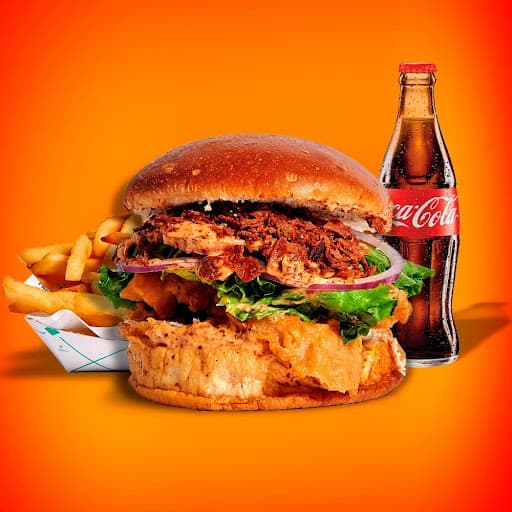 Chicken Bacon Spicy Con Papas y Refresco