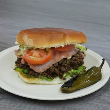 Torta de Bistec Especial