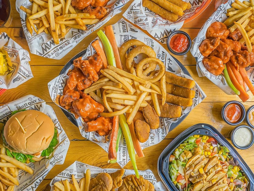 AMW - Wings And More