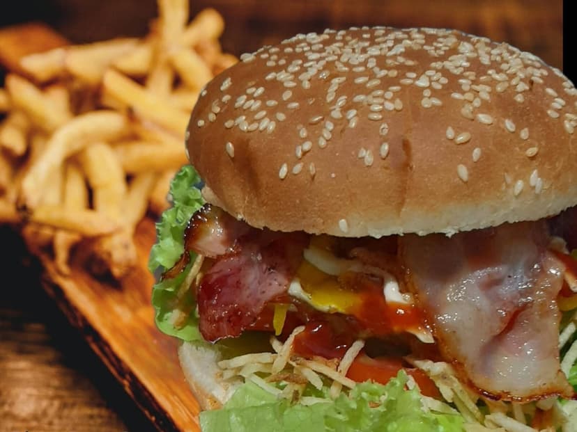 QUEEN BURGER