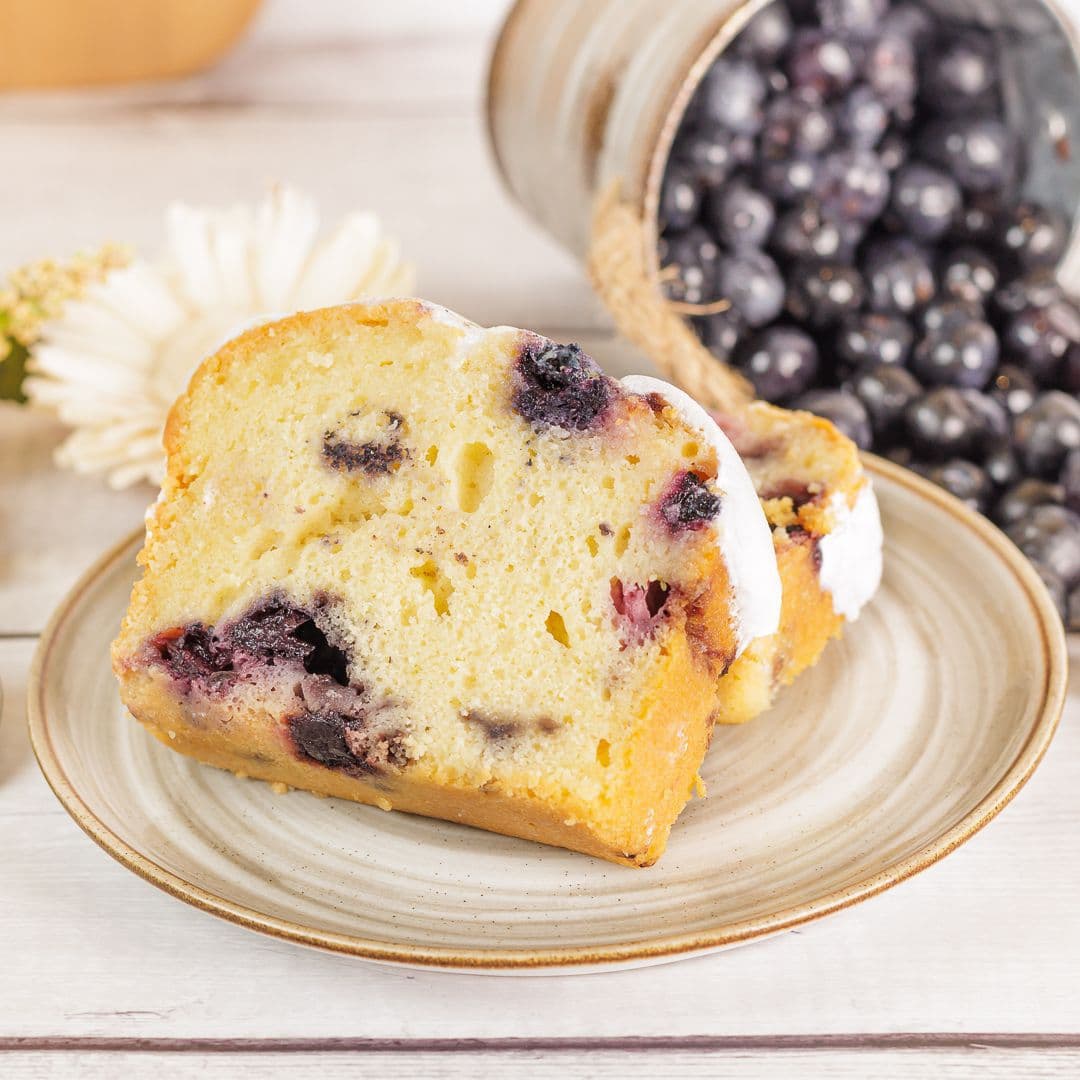 Cake de Arándanos y Limón + Jugo