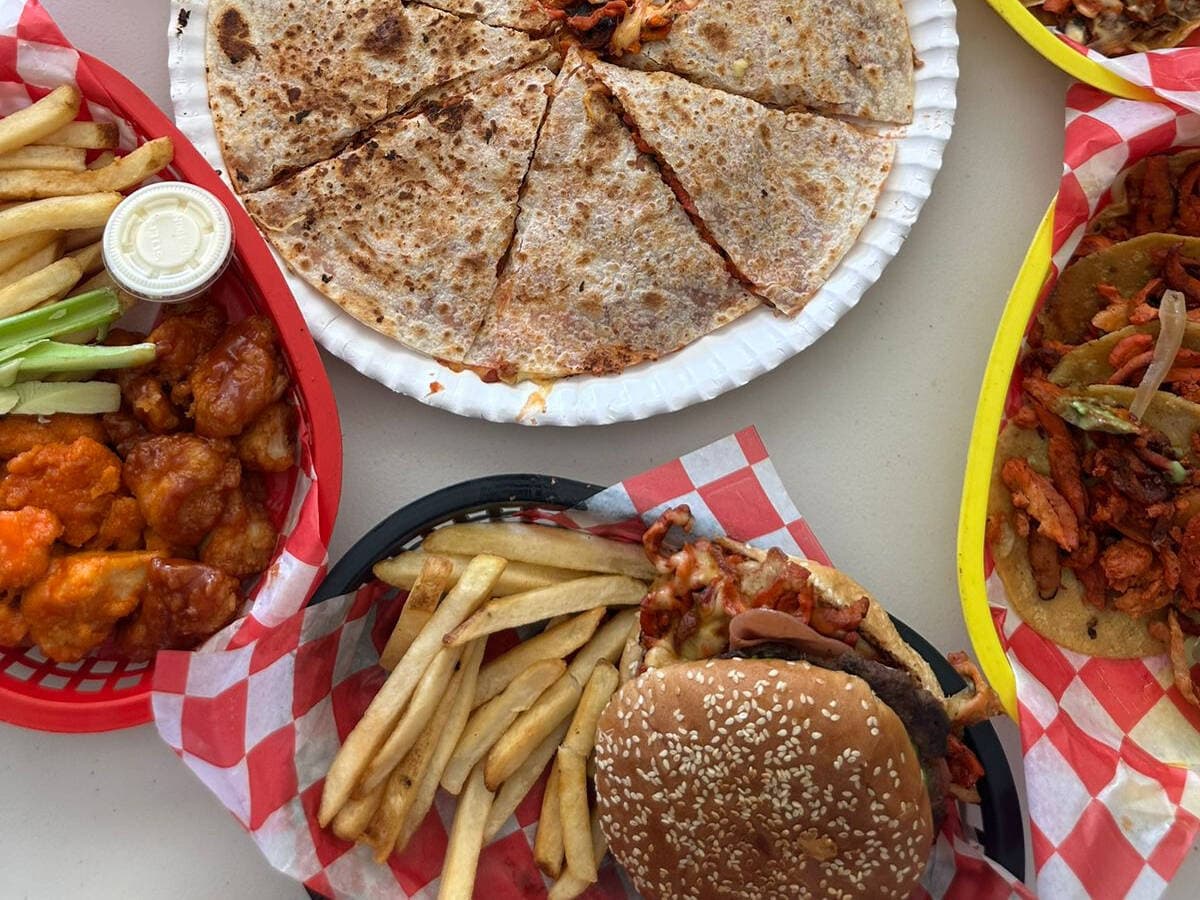 Tacos y Boneless Sr Trompo