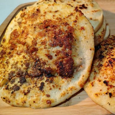 Pupusas de Birria