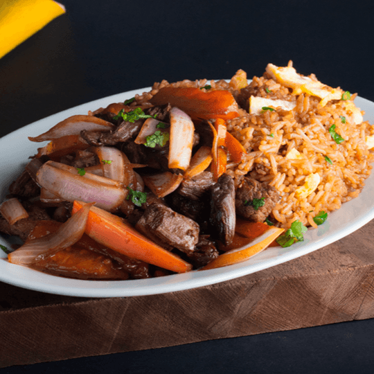Lomo Saltado con Chaufa