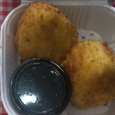 Onigiri de Arrachera Empanizado