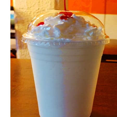 Frappé Piña Colada 16oz