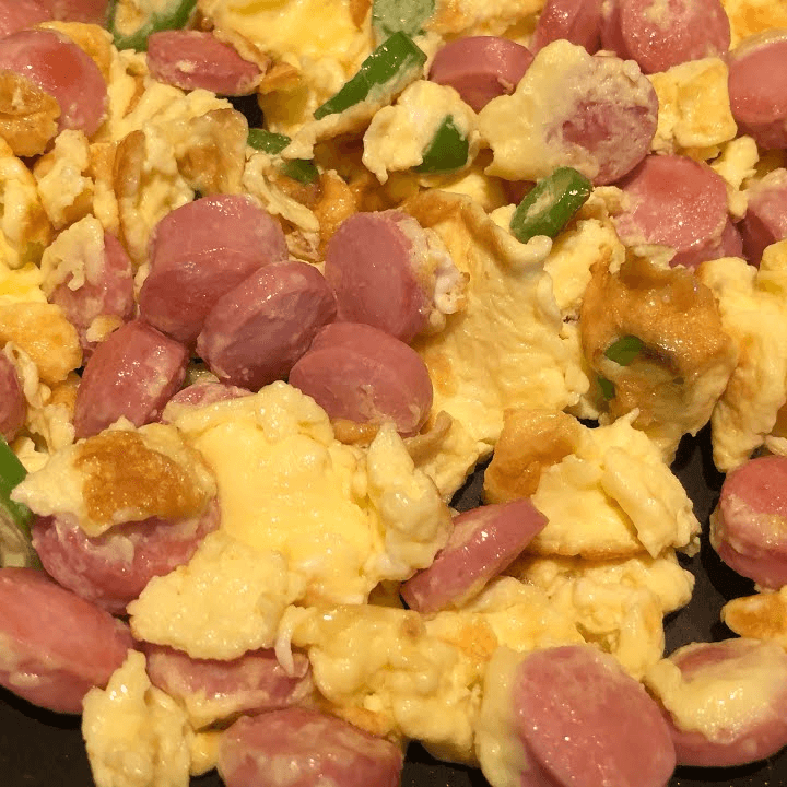 Huevos con Salchicha