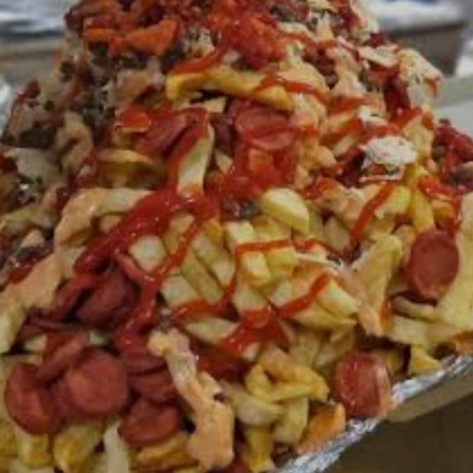 Salchipapa Semi